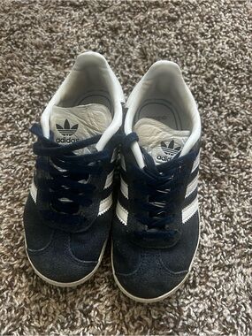 Adidas Navy Suede size 11c
